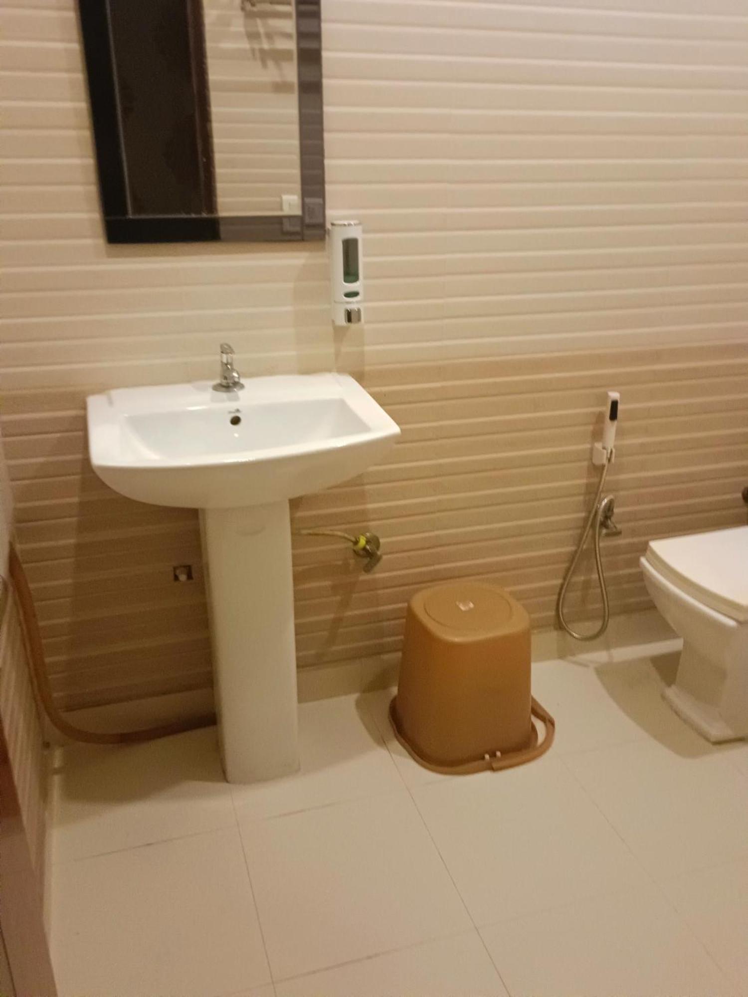 The Aura Grand Hotel & Banquet - A Unit Of Sitara Kollection Hotels Rohtak Luaran gambar